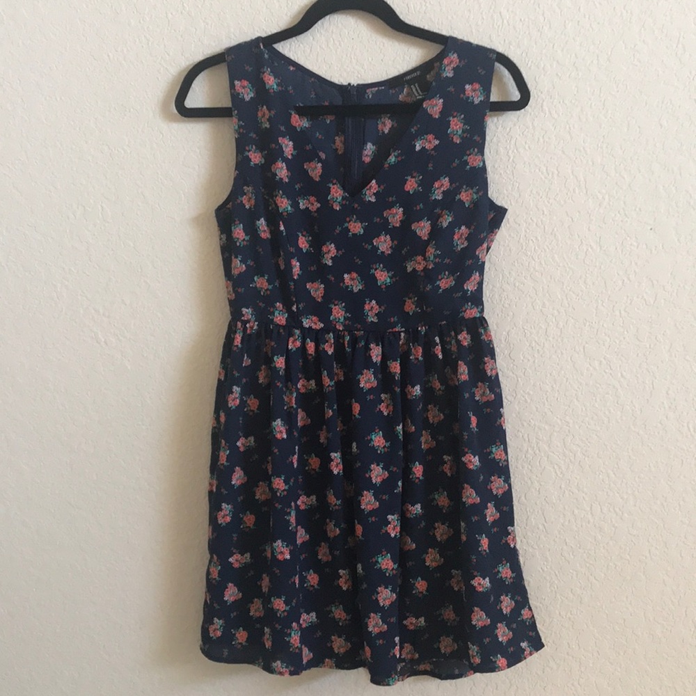 F21 V Neck Navy Floral Dress
